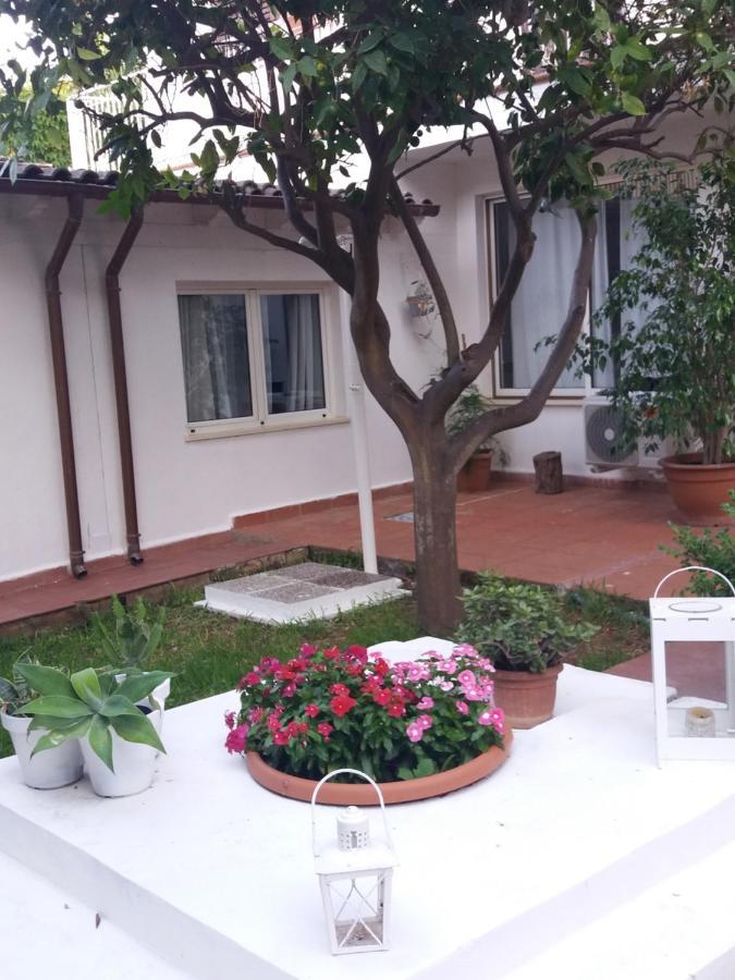 Casa Agrumeto - Locazione Turistica Мондело Екстериор снимка